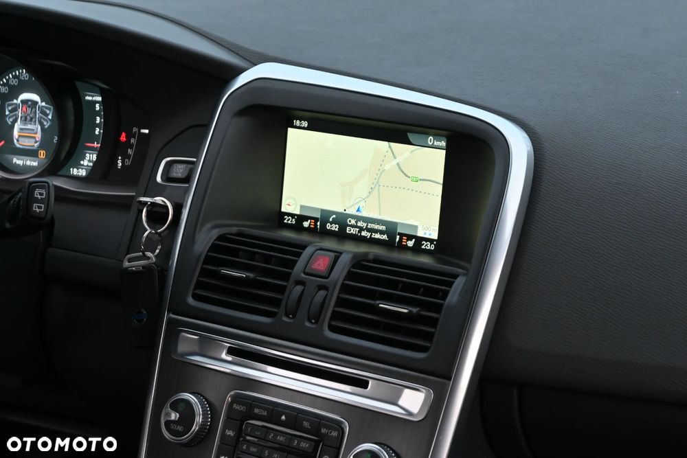 Volvo XC 60 D3 Geartronic Momentum - 25