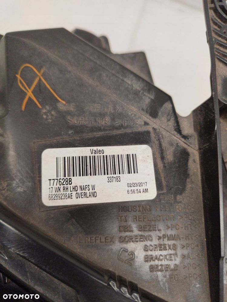 JEEP GRAND CHEROKEE WK2 XENON LAMPA PRAWY PRZÓD 68289238AE - 3