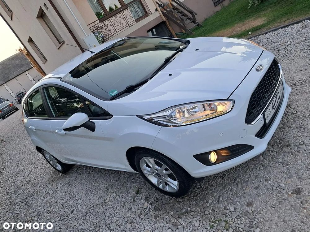 Ford Fiesta 1.25 Celebration - 1