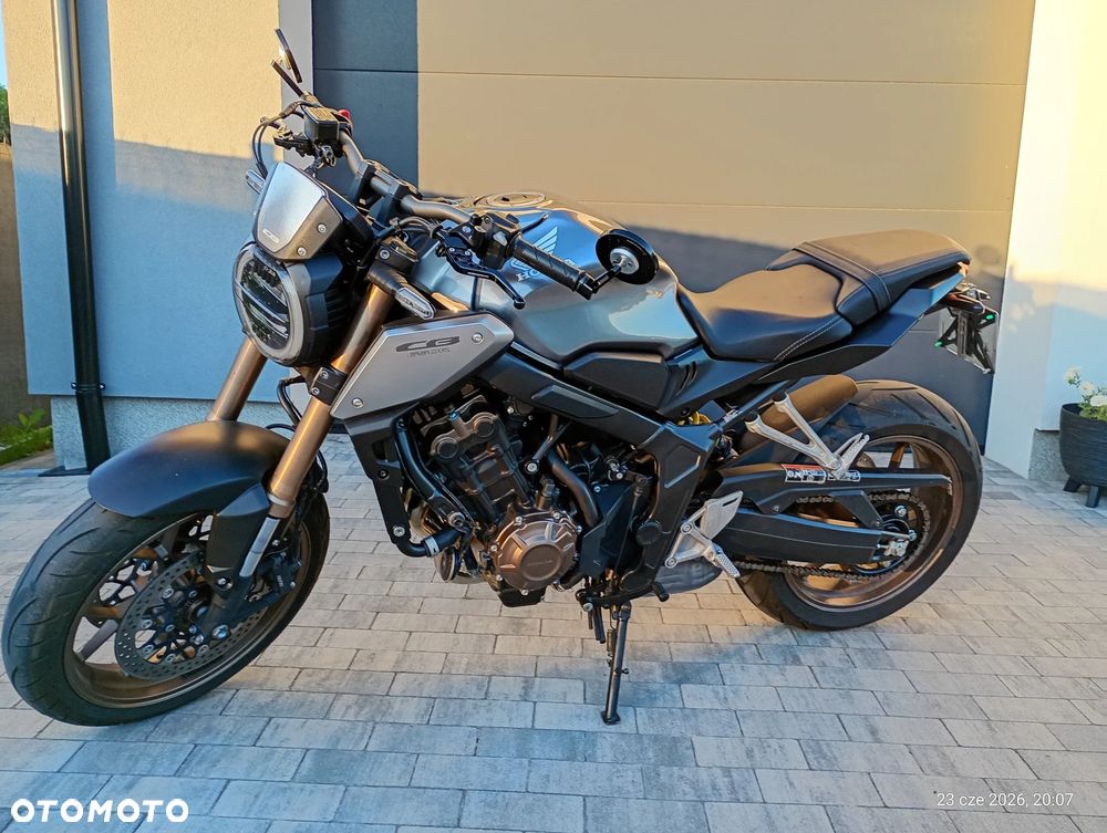 Honda CB - 3