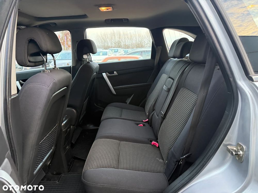 Chevrolet Captiva 2.4 2WD 7 Sitzer LS - 22