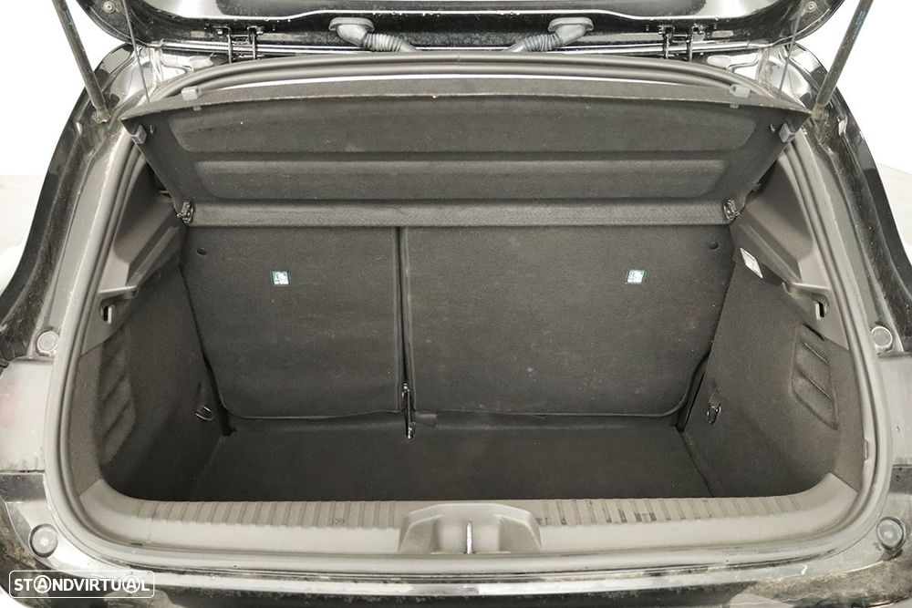 Renault Clio 1.0 TCe Evolution - 23