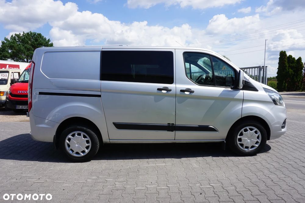 Ford Transit Custom 290 L1H1 Limited - 11