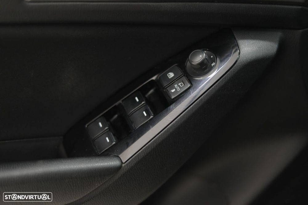 Mazda 3 1.5 Sky-D Evolve HS Navi - 20