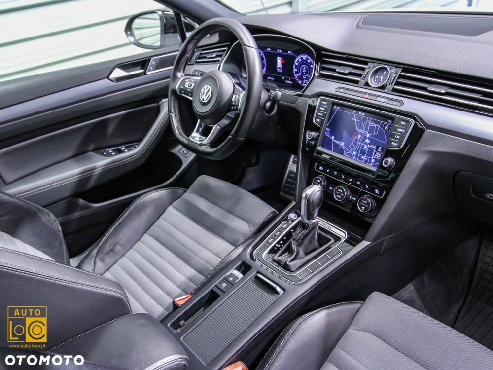 Volkswagen Passat 2.0 TDI SCR 4Motion DDG Highline - 15