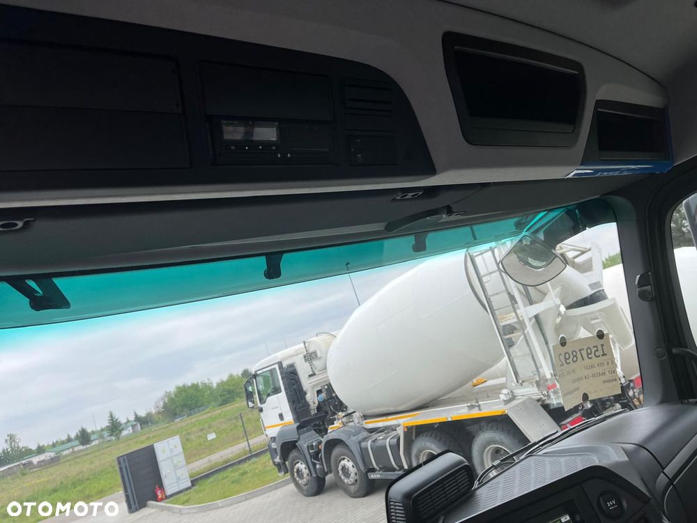 Mercedes-Benz Arocs 3740 - 6