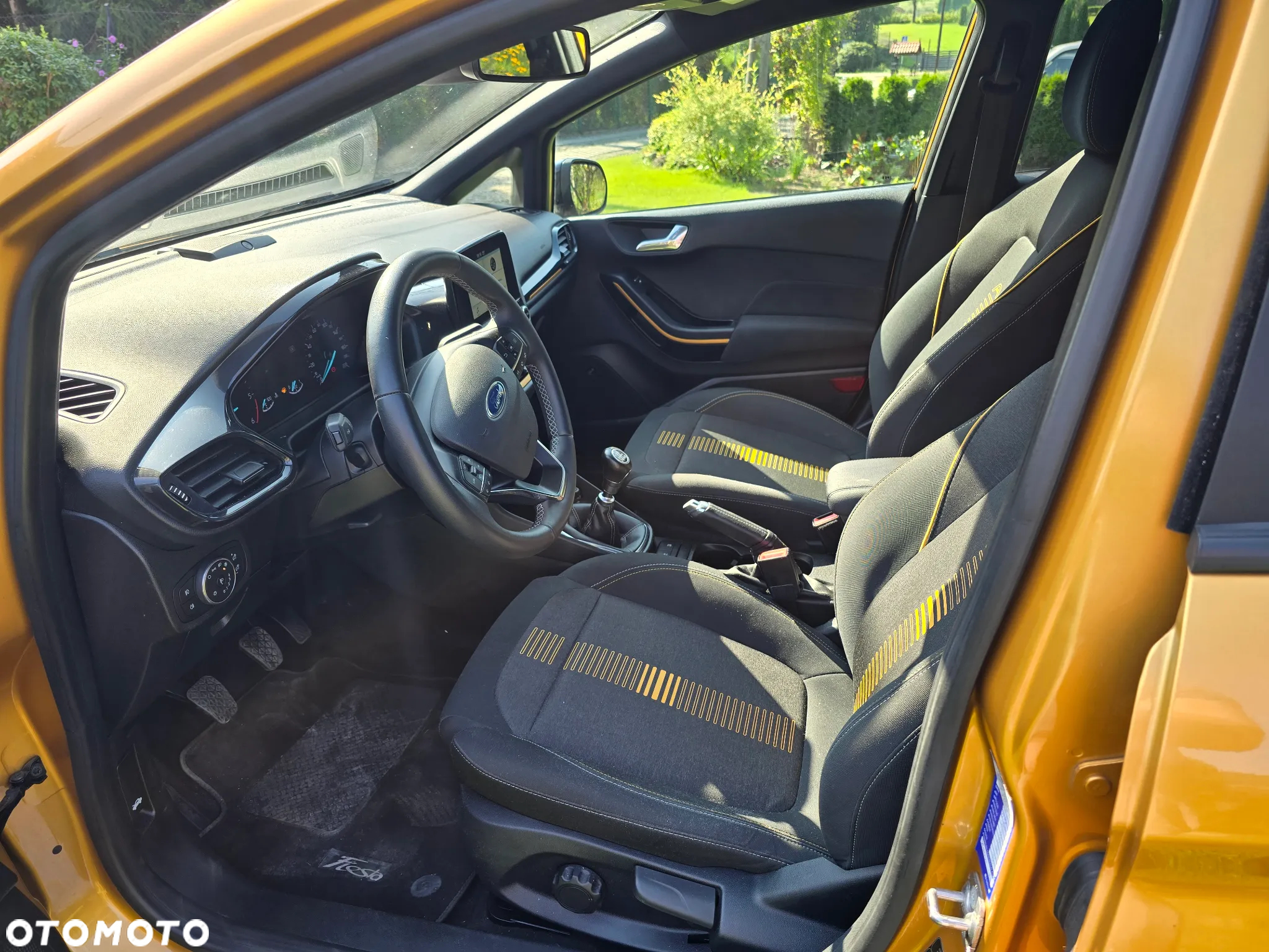 Ford Fiesta 1.5 TDCi ACTIVE - 10