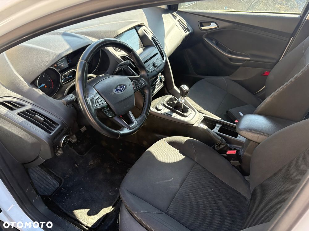 Ford Focus 1.5 TDCi ECOnetic 88g Start-Stopp-System Business - 8