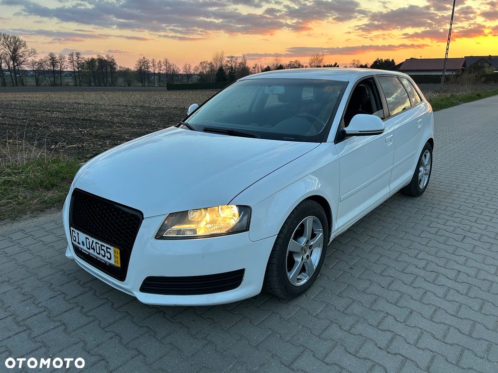 Audi A3 Sportback 2.0 TDI DPF Attraction - 1