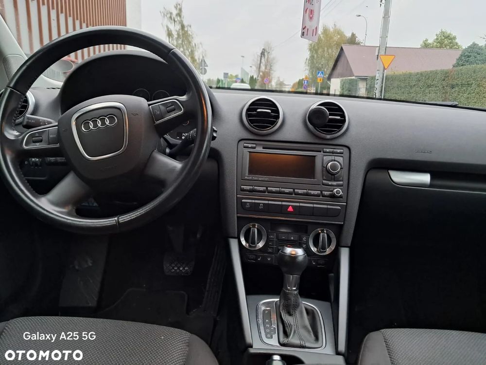 Audi A3 ver-1-6-tdi-ambiente-s-tronic - 12