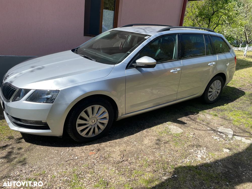 Skoda Octavia 1.6 TDI Ambition - 6