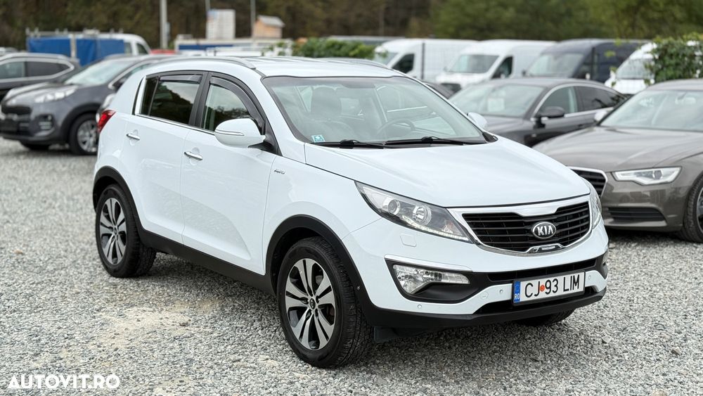 Kia Sportage 2.0 DSL MT 4x4 STYLE - 30