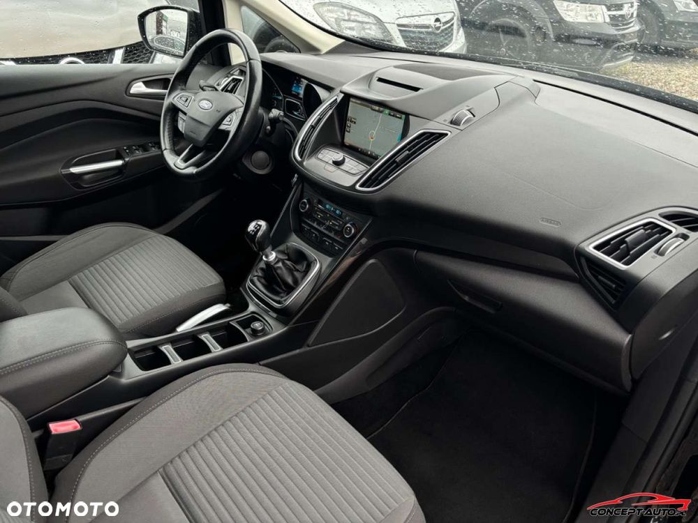 Ford C-MAX - 19