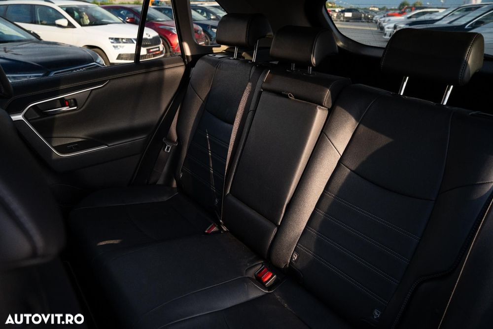 Toyota RAV4 2.5 VVT-iE 4x4 Luxury - 26