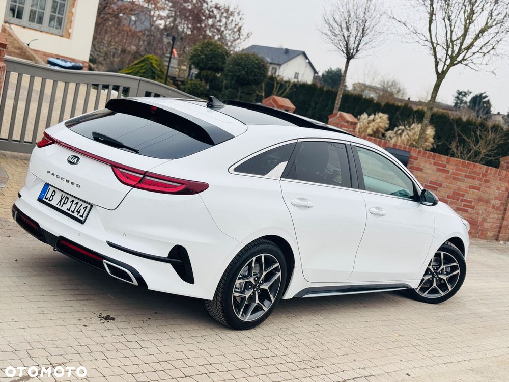 Kia ProCeed 1.5 T-GDI GT Line - 3