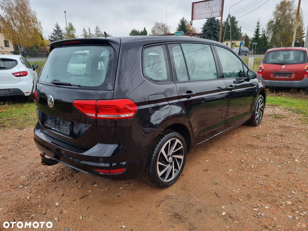 Volkswagen Touran 1.6 TDI BMT SCR Comfortline - 4