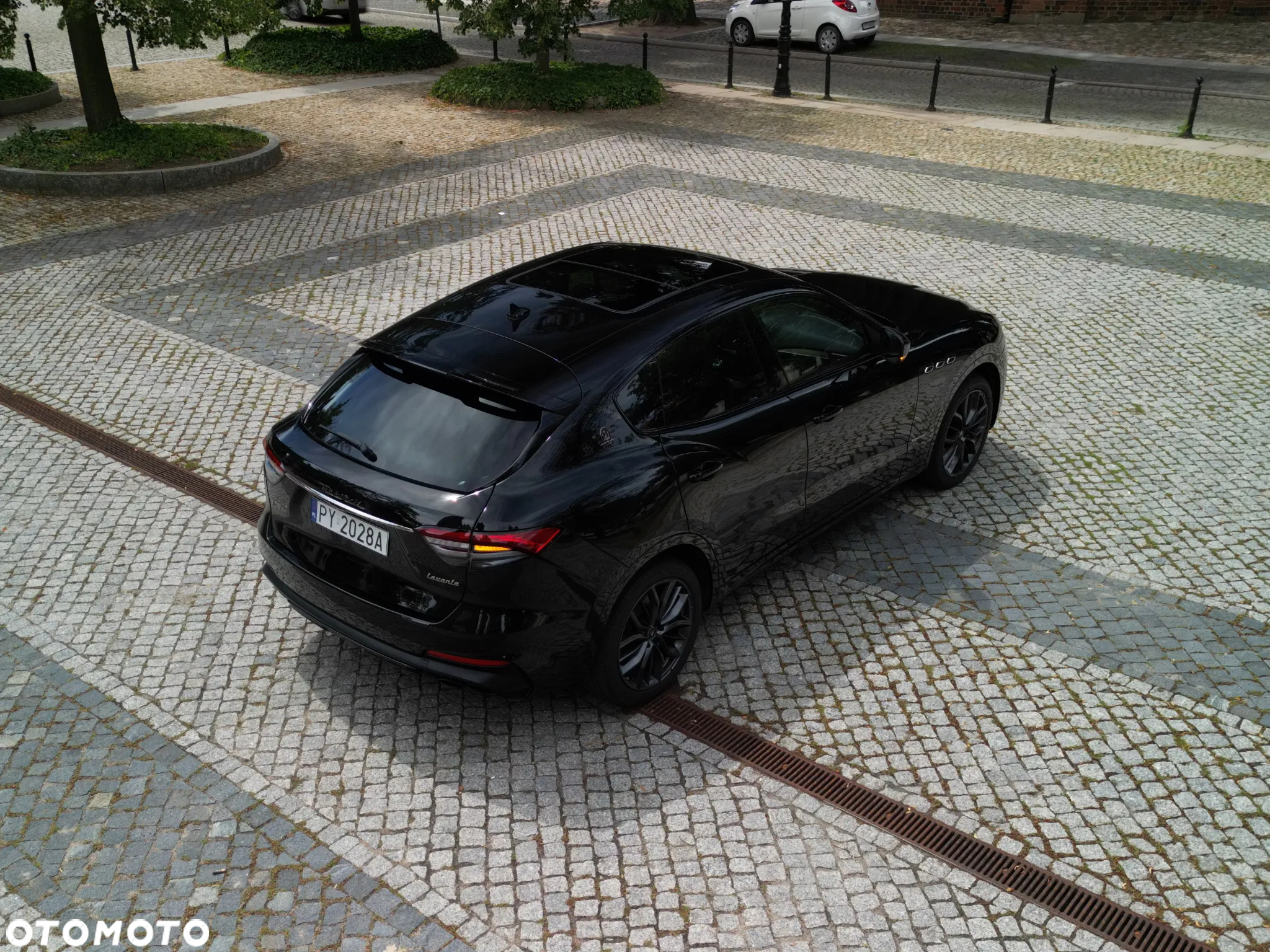 Maserati Levante - 3