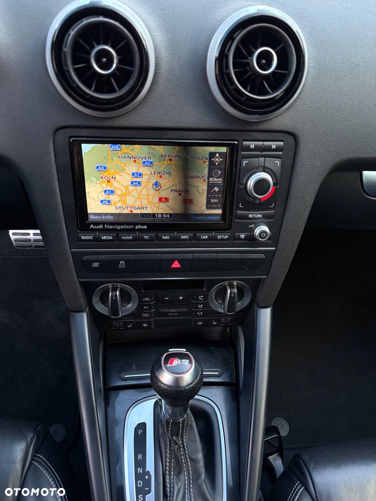 Audi RS3 Sportback S tronic - 12