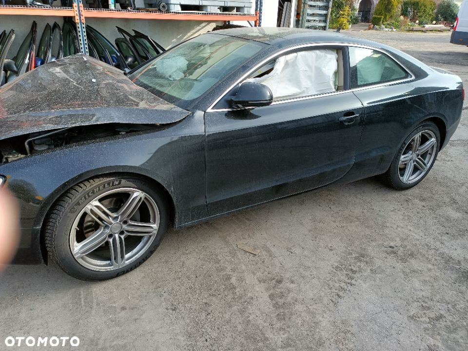 Audi A5 8T 3.2 FSI CAL LLX LY9B  auto czesci - 1