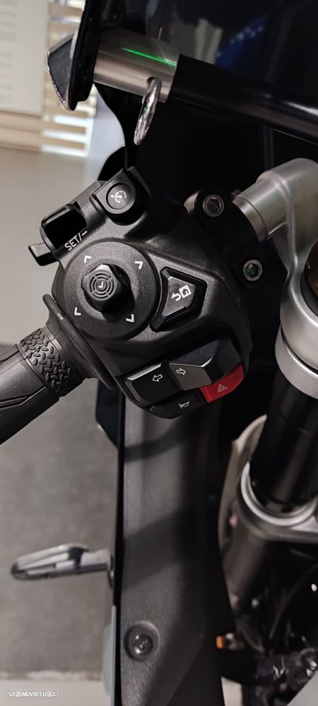 Yamaha XSR 900 GP - 3