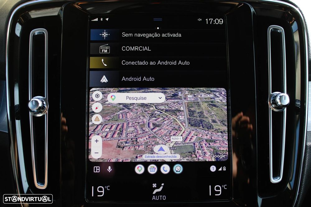 Volvo XC 40 1.5 T2 Momentum - 5