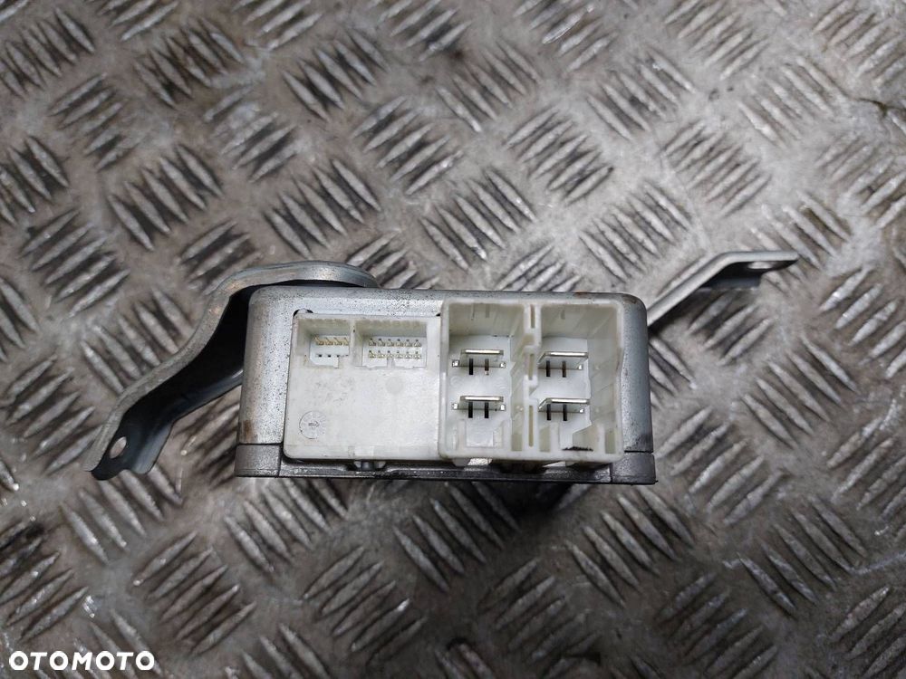 KOMPUTER MODUŁ STEROWNIK WSPOMAGANIA YARIS I 1.4 D4D 89650-0D070 - 3