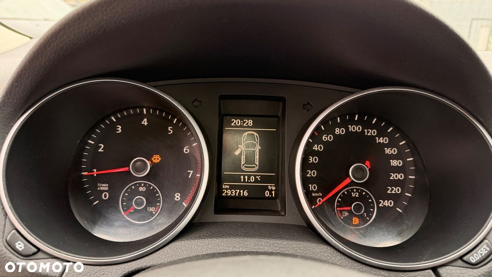 Volkswagen Golf 1.6 Edition - 12