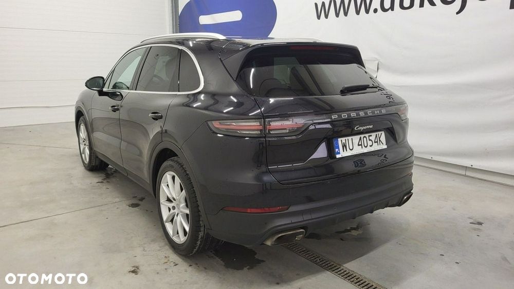 Porsche Cayenne - 8