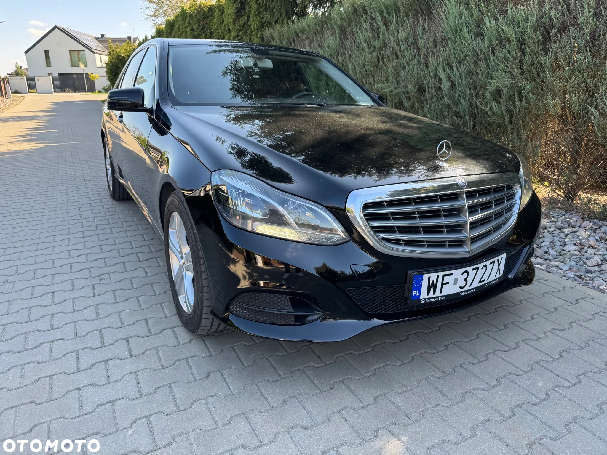 Mercedes-Benz Klasa E 300 BlueTEC HYBRID 7G-TRONIC Elegance - 8