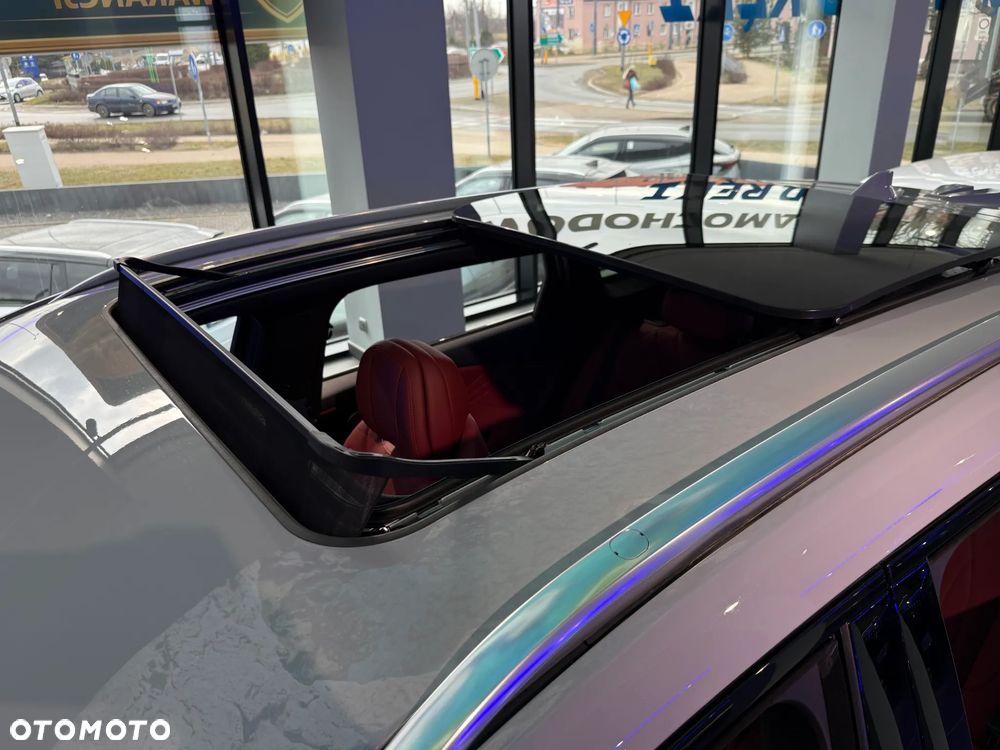 Omoda 9 1.5 Super Hybrid Exclusive AWD - 10