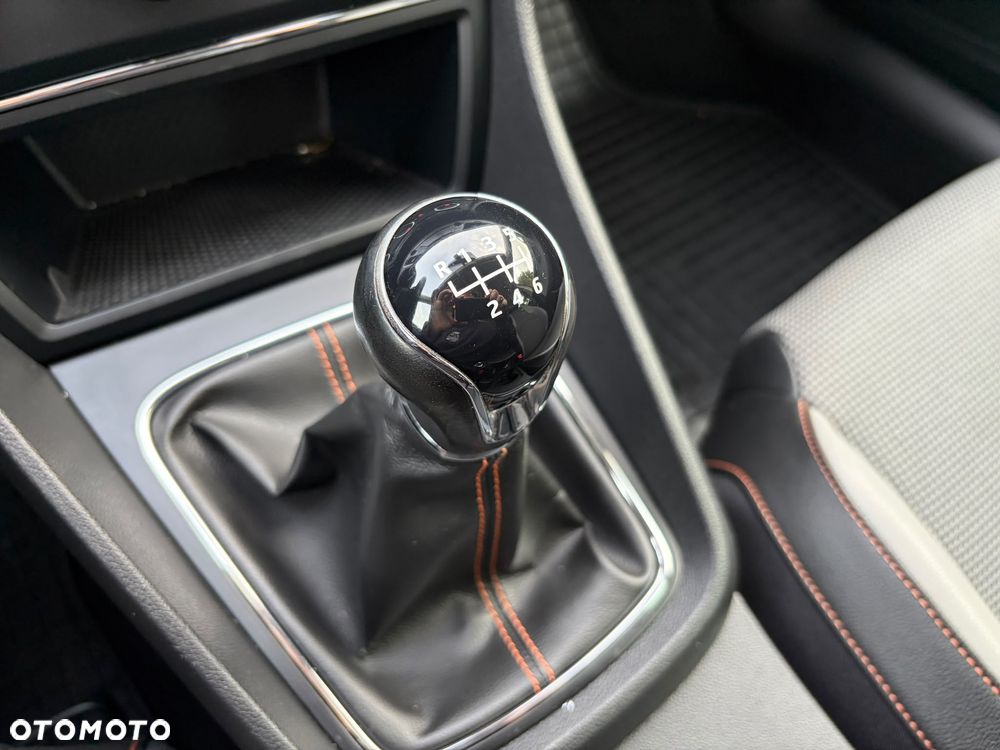 Seat Leon Sportstourer 2.0 TDI Start&Stop 4Drive X-Perience - 11