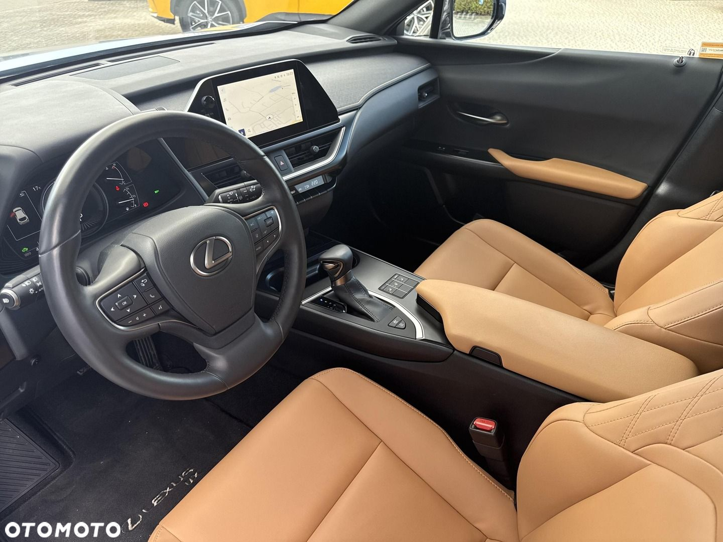 Lexus UX 250h GPF F Sport Design 2WD - 10