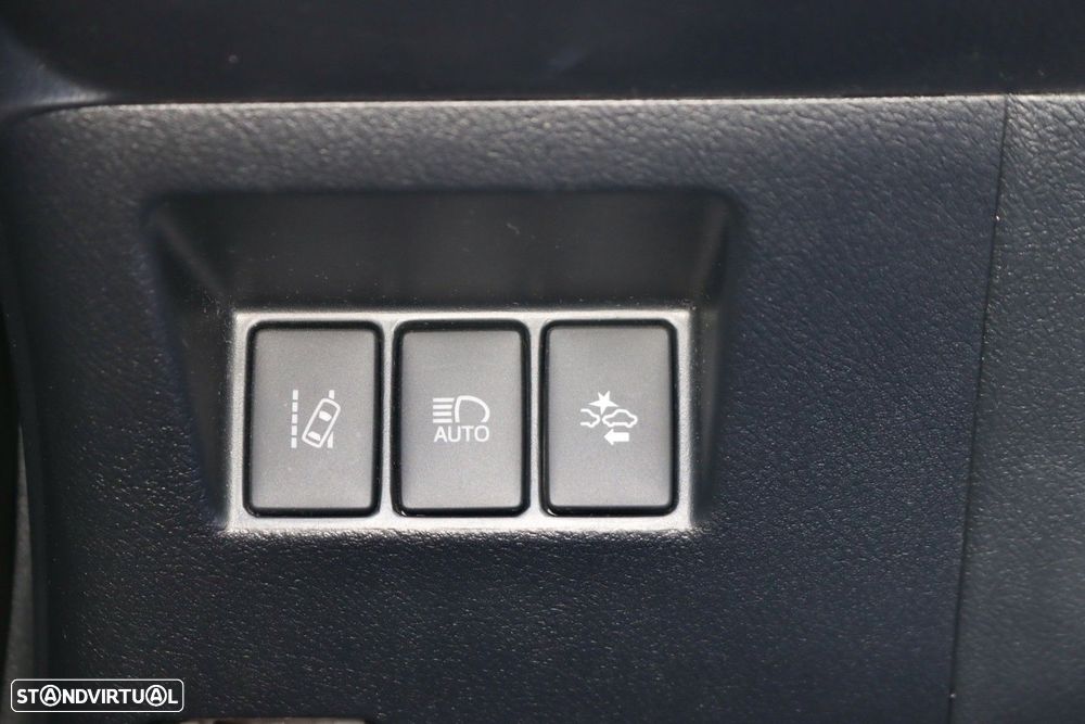 Toyota Yaris 1.5 HSD Active - 24