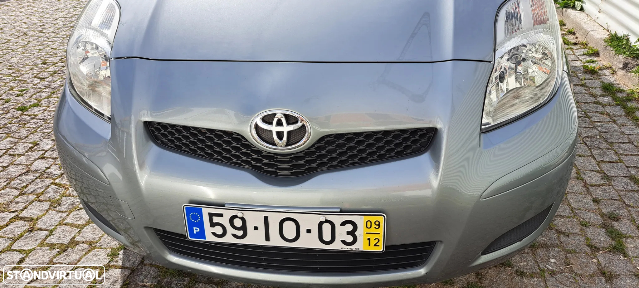 Toyota Yaris 1.4 D-4D AC Manual - 3