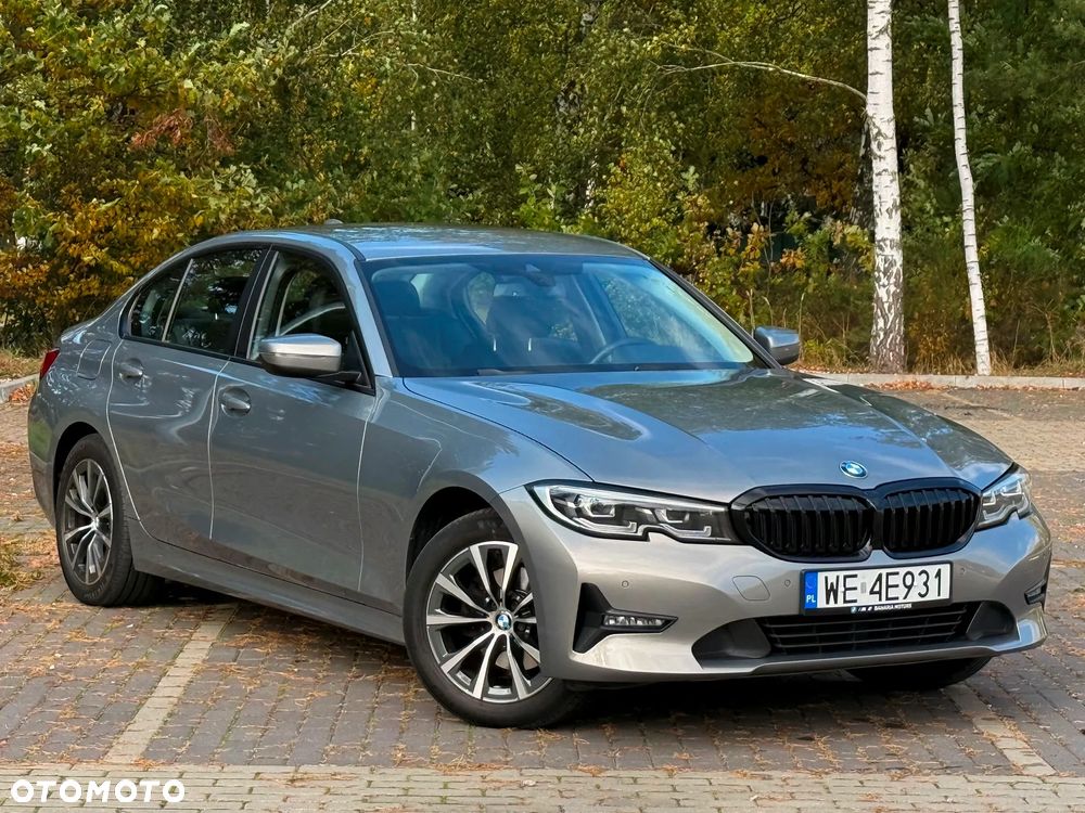 BMW 3 Series 2021 photo 4
