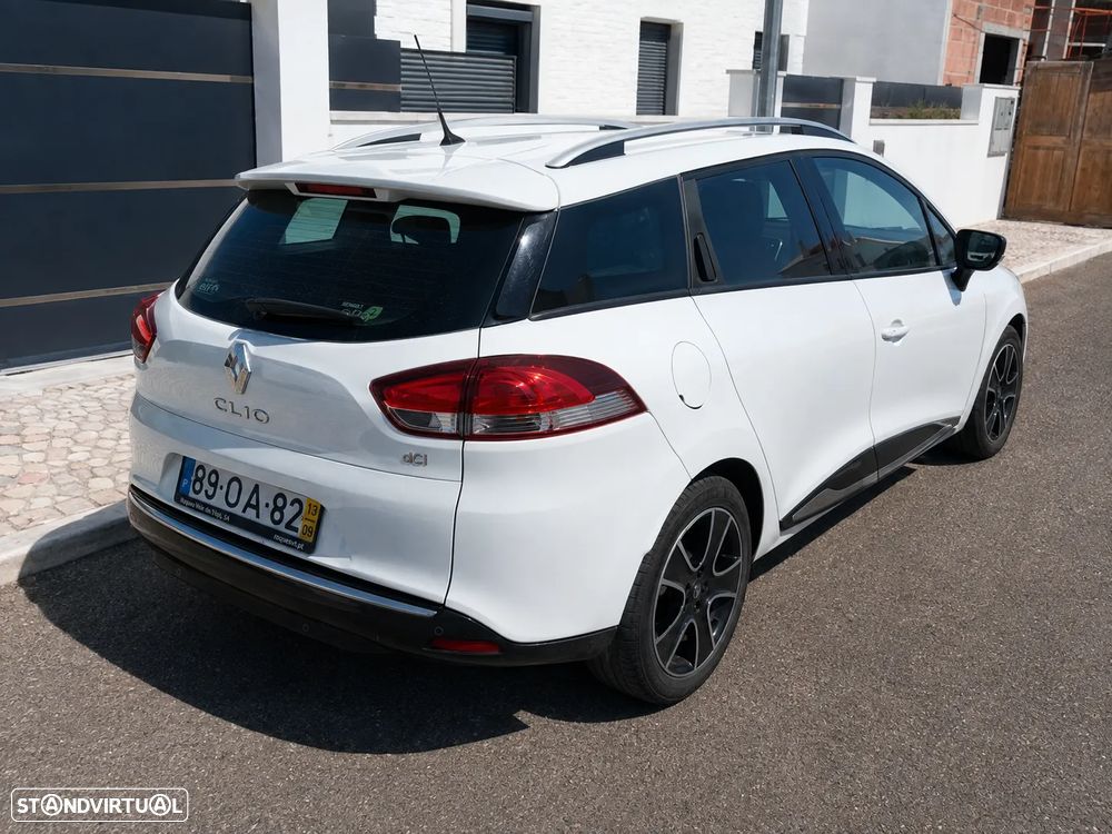 Renault Clio Sport Tourer 1.5 dCi Confort - 6