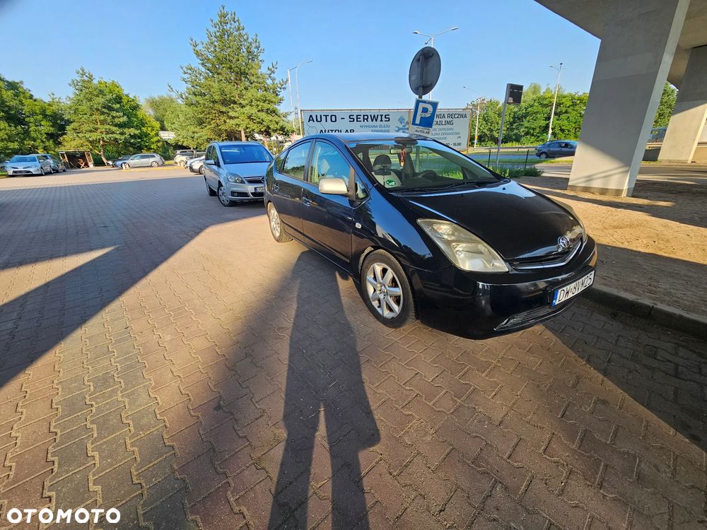 Toyota Prius 1.5 VVT-i Prestige - 1