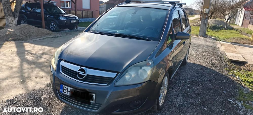 Opel Zafira 1.7 CDTI Cosmo - 1