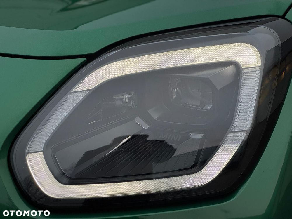 MINI Countryman Cooper Classic Trim - 5