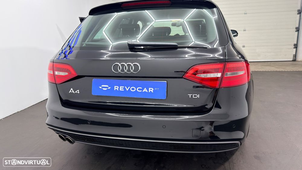Audi A4 Avant 2.0 TDI S-line - 9