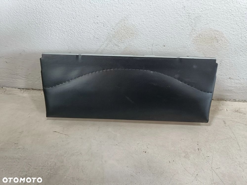 Poduszka kolanowa Audi A3 8V Airbag 8V2880841A Skoda Seat VW - 1