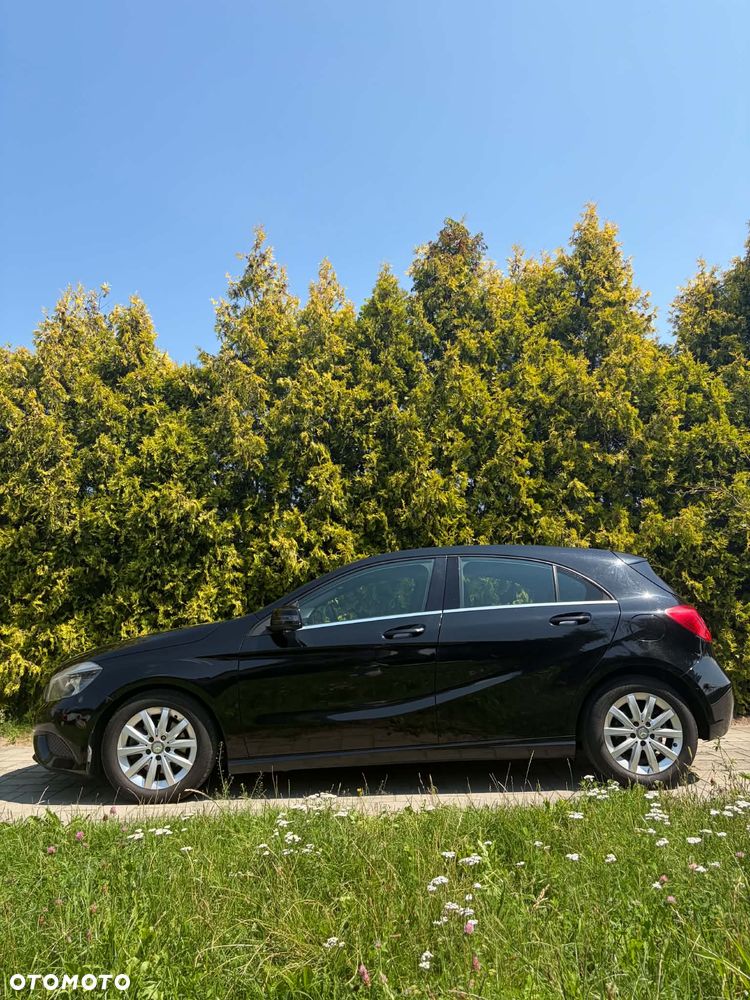 Mercedes-Benz Klasa A 180 (BlueEFFICIENCY) - 2