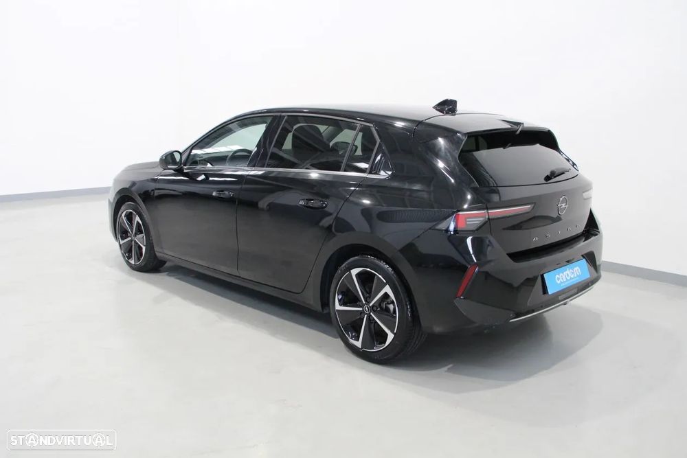 Opel Astra 1.5 D Elegance Aut. - 4
