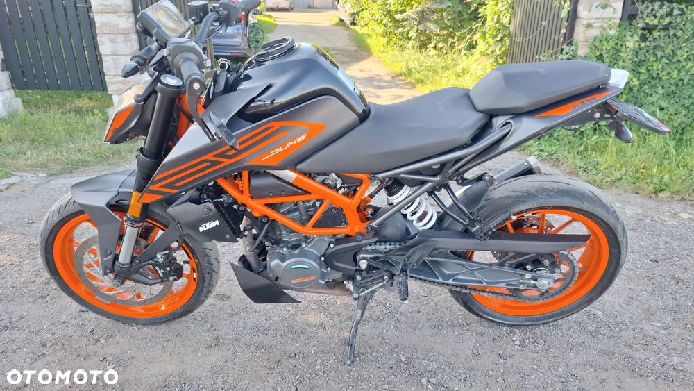 KTM Duke 125 - 32