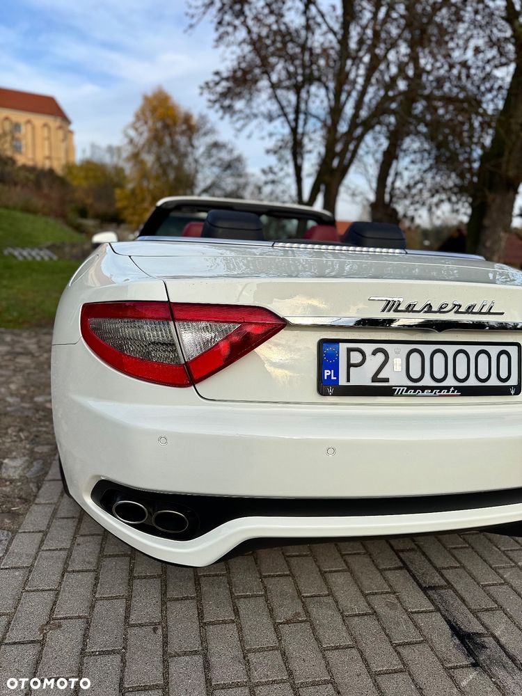 Maserati GranCabrio - 9