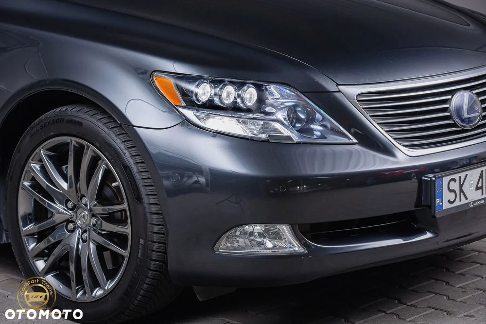Lexus LS - 2