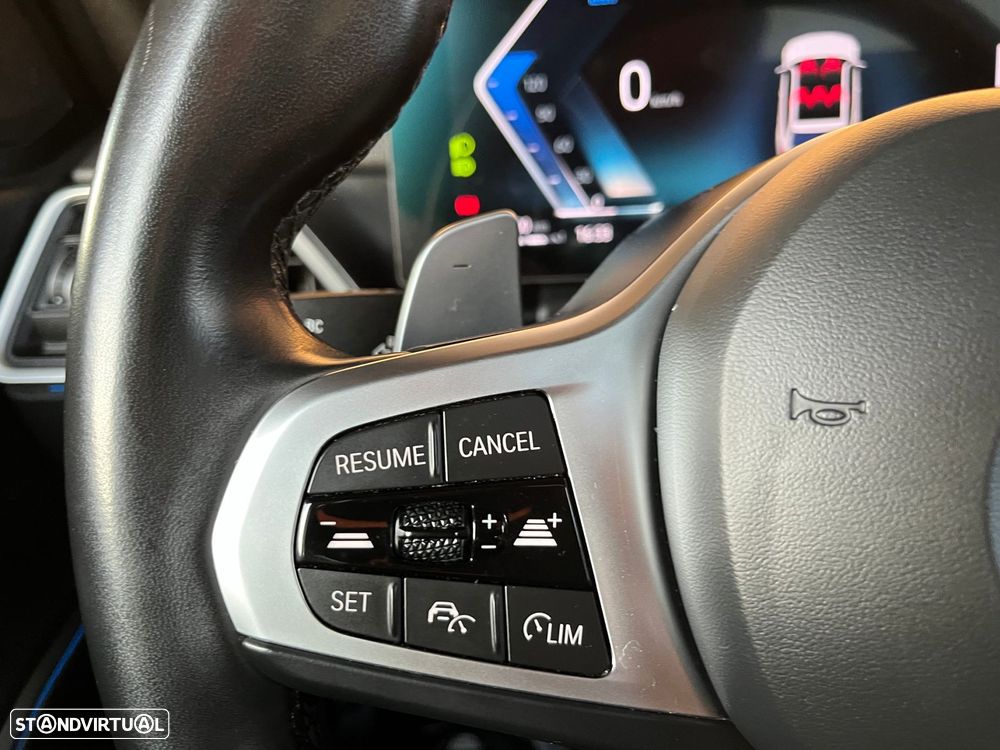 BMW 330 e Touring Pack M Auto - 23