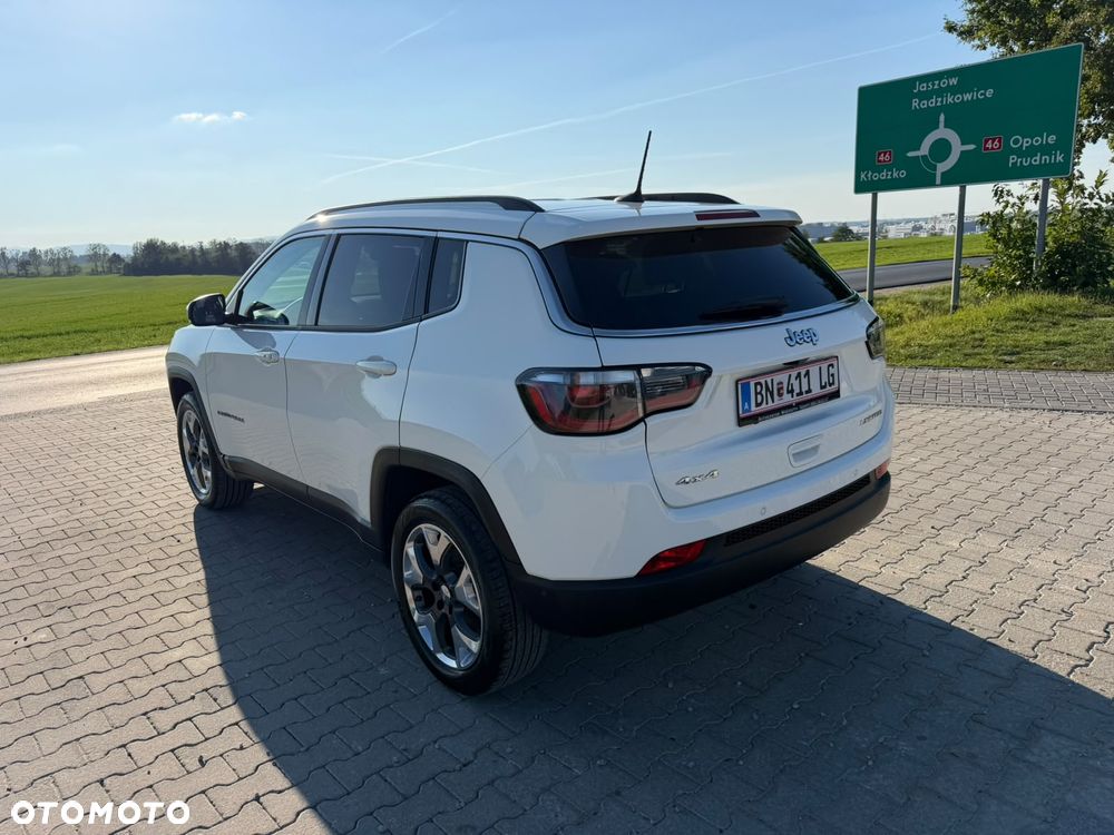 Jeep Compass - 4