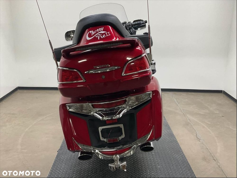 Honda GL - 4