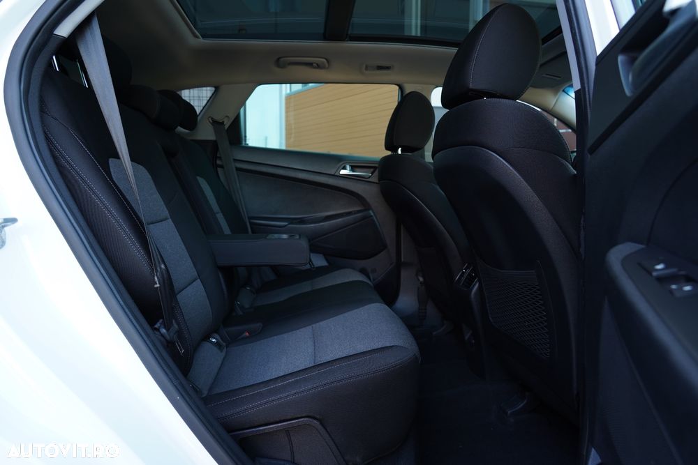 Hyundai Tucson blue 1.6 CRDi 4WD DCT Premium - 19